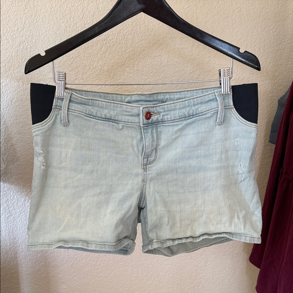 Isabel Maternity by Ingrid & Isabel Light Wash Jean Shorts